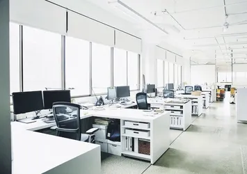 Konutta hem fiyatları hem de kiraları düşürecek dev adım! 50 bin boş ofis ev oluyor