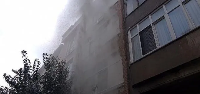 İSKİ çalışmasında boru patladı sular binanın boyunu aştı! Komşular birbirine girdi