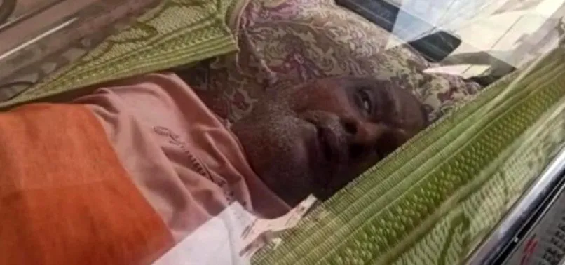 Hindistan'da Öldü diye tabuta konulan adamın yaşadığı ortaya çıktı