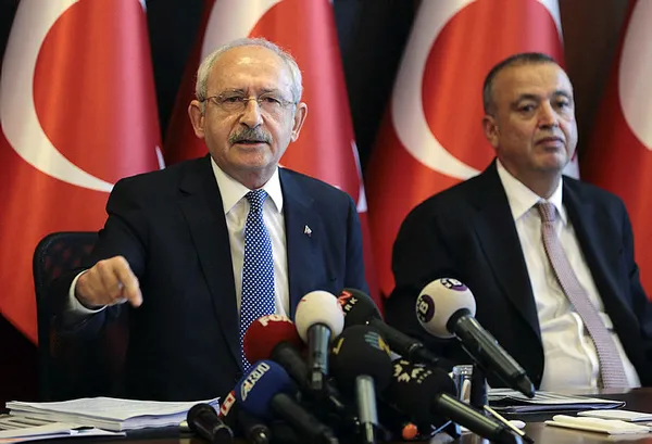 "Baba-oğul"un arasını açan koltuk savaşı CHP'yi kavurdu! Battal İlgezdi'den değişim isteyenlere yaylım ateşi: Herkes kendisine baksın - 3