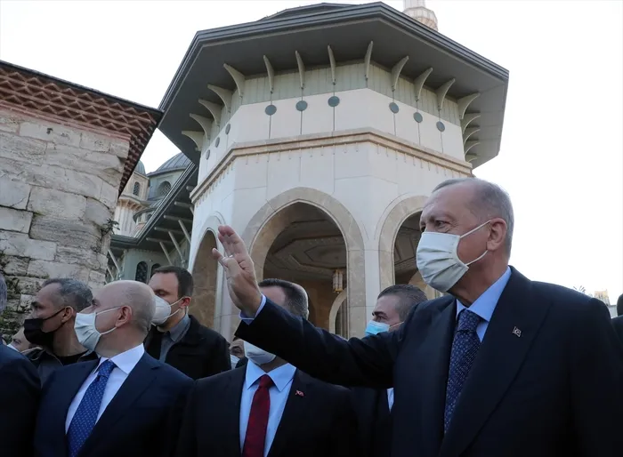 Son dakika: Başkan Erdoğan cuma namazını Taksim Camisi’nde kıldı