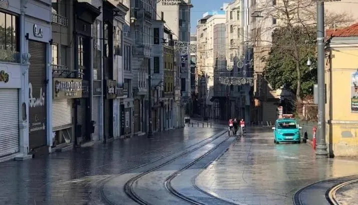 Kabine Toplantısı son gelişmeler: Yasaklar tekrar, yeniden gelecek mi? Hafta içi ve sonu sokağa çıkma yasağı...