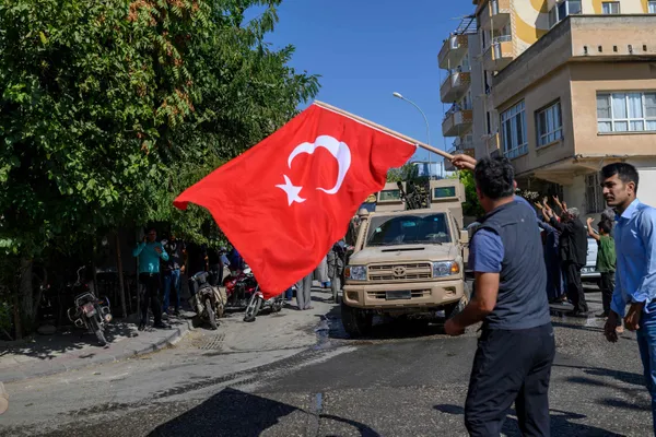Barış Pınarı Harekatı Suriyeli Kürtlerin umudu oldu - 2