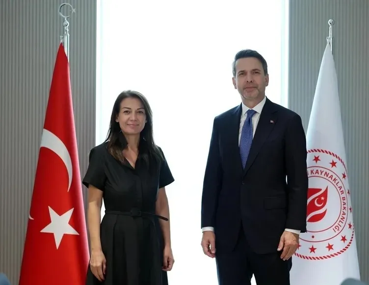 1788677011685.jpeg Enerji Bakanı Alparslan Bayraktar ve Sabah Yazarı Dilek Güngör