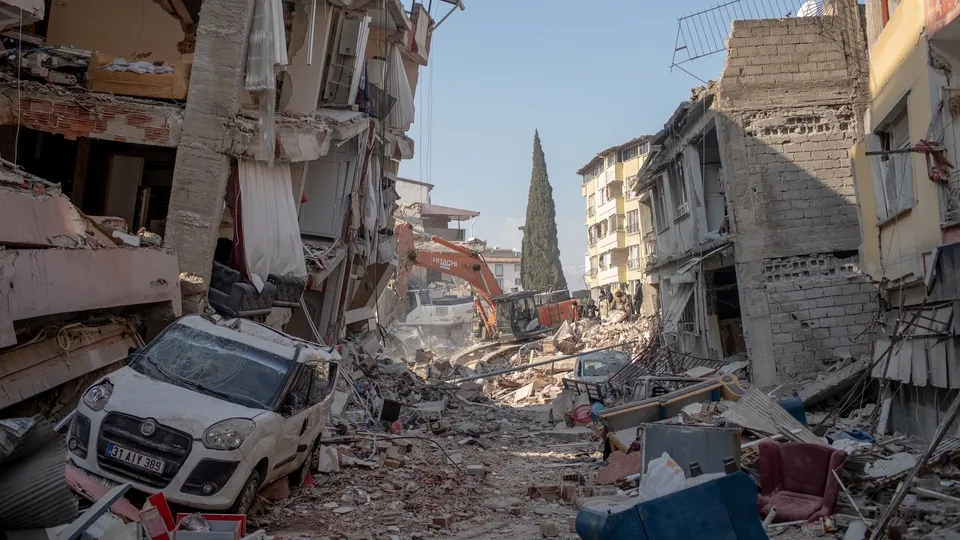 Olası Marmara depremi için korkutan senaryo! Deprem uzmanı uyardı: 4 kol birden kırılırsa 7.8 büyüklüğünde...