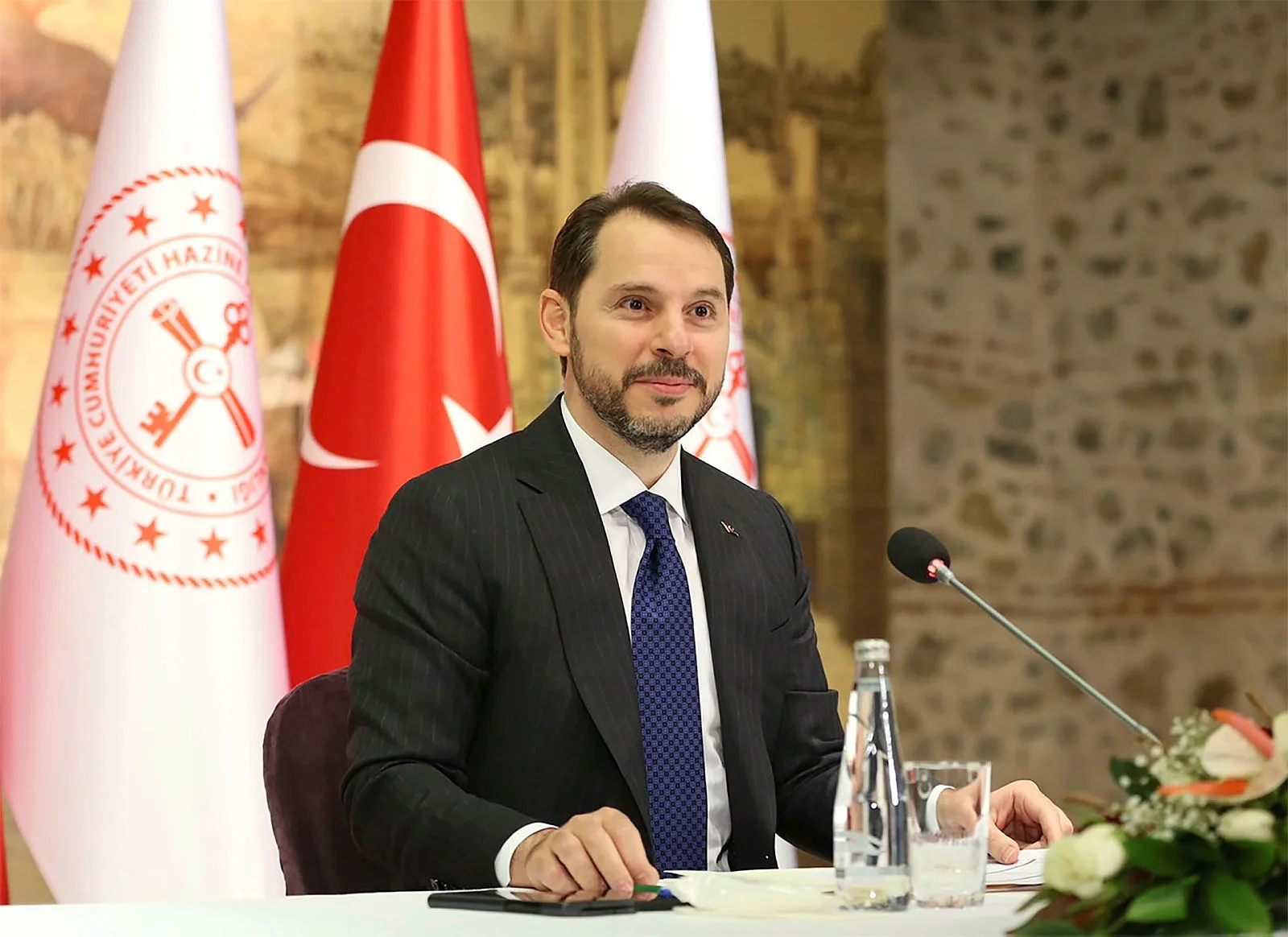 Son dakika: Hazine ve Maliye Bakanı Berat Albayrak'tan flaş tüketici güven endeksi açıklaması