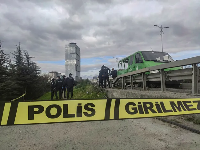 İstanbul’da boş arazide erkek cesedi bulundu! - 6