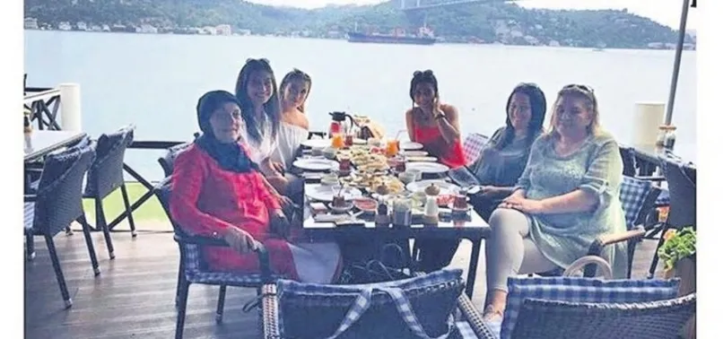 Mesut Özil'in ailesinden gelin ziyareti