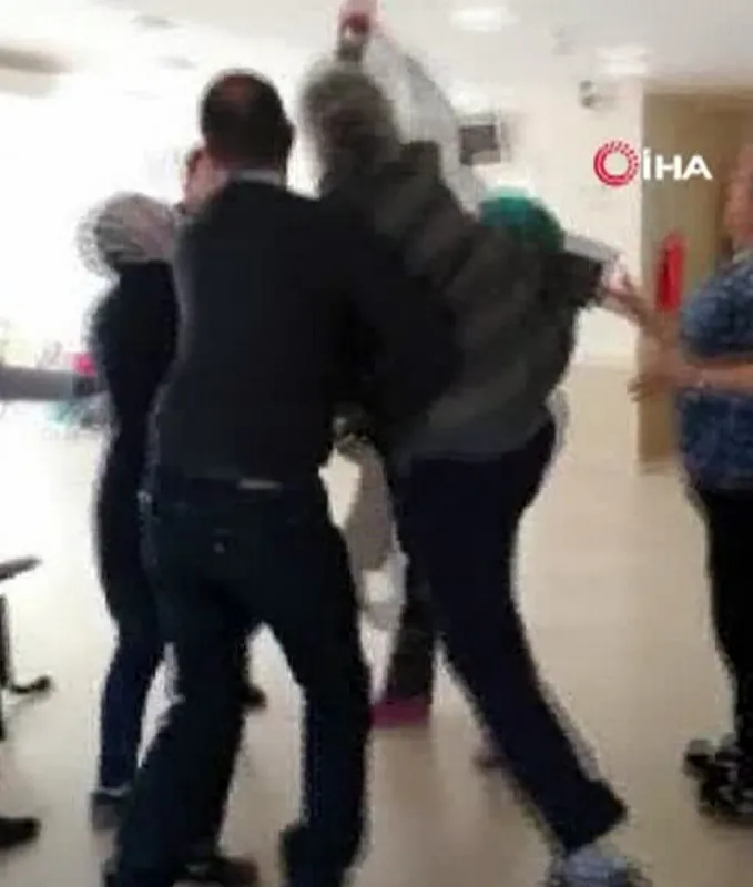 Doktor ile hasta yakını arasındaki yumruklu kavga - 2