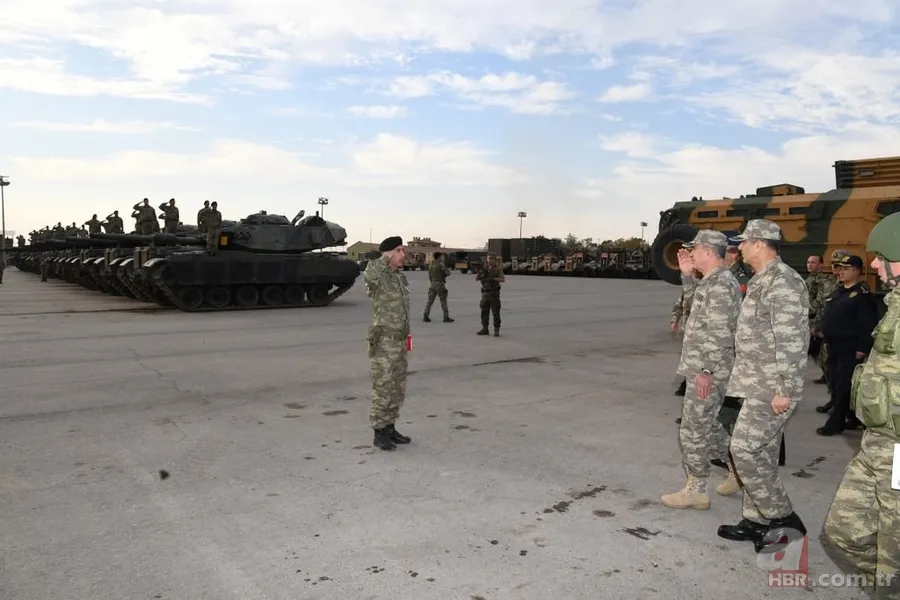 Genelkurmay Başkanı Orgeneral Akar sınır birliklerini denetledi 19