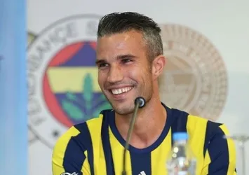 Robin van Persie'ye Çin'den teklif geldi