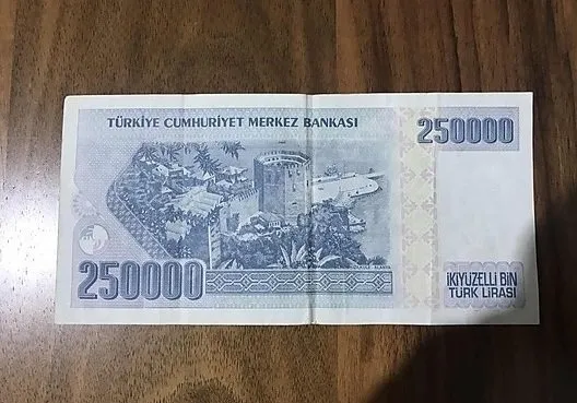 250.000 TL'lik eski banknotu olanlar dikkat! Küçük çaplı servet sahibi olabilirsiniz! Eski kıyafet ceplerinizi kontrol edin! Eğer varsa... - 3