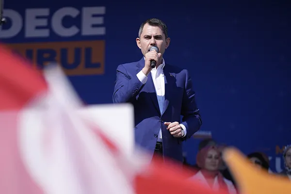 cumhur-ittifaki-ibb-baskan-adayi-murat-kurumdan-31-mart-vurgusu-gece-gunduz-sozunu-tutan-baskan-olacagiz-1711205068082.jpg Cumhur İttifakı İBB Başkan adayı Murat Kurum'dan 31 Mart vurgusu: Gece gündüz sözünü tutan başkan olacağız - 1