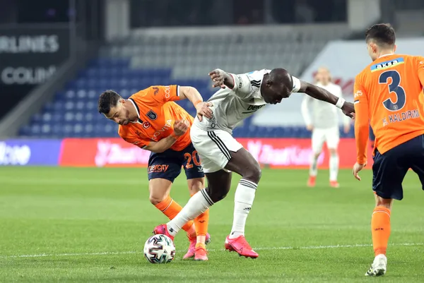 kartal-zirveyi-teslim-etmiyor-basaksehir-2-3-besiktas-mac-sonucu-ozet-1615572158388.jpg