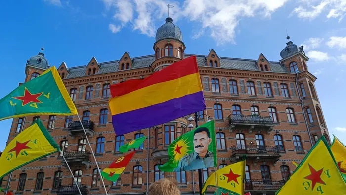 İsveç terör örgütü PKK-YPG’nin adeta üssü oldu! Skandal NATO protestosu