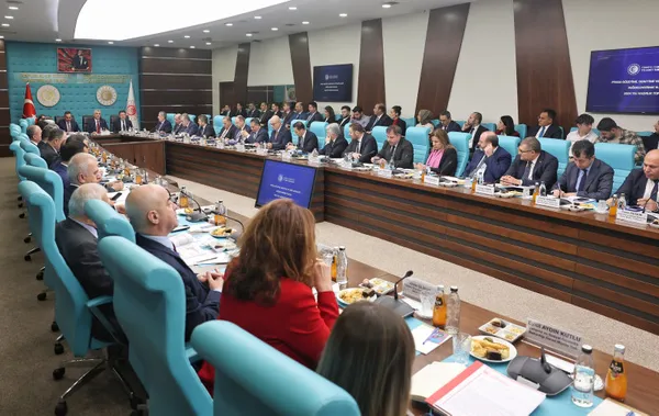 bakan-ibrahim-yumakli-acikladi-gida-denetimlerinde-535-milyon-lira-ceza-kesildi-1703779800049.jpg Bakan İbrahim Yumaklı açıkladı: Gıda denetimlerinde 535 milyon lira ceza kesildi - 2