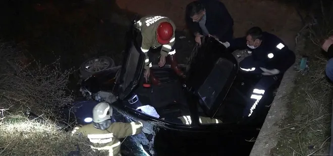 Kontrolden çıkan otomobil dereye uçtu