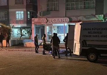 Adana'da sokak ortasında dehşet! 18 yaşındaki genç feci şekilde can verdi