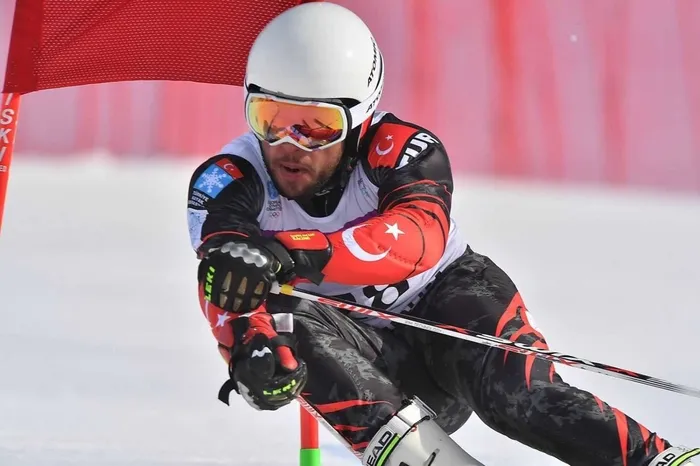 uludagda-denetim-sonrasi-muhurlenen-otelde-yangin-aci-haber-geldi-1743056388711.jpeg Milli Kayakçı Berkin Usta yangında hayatını kaybetti (ARŞİV)