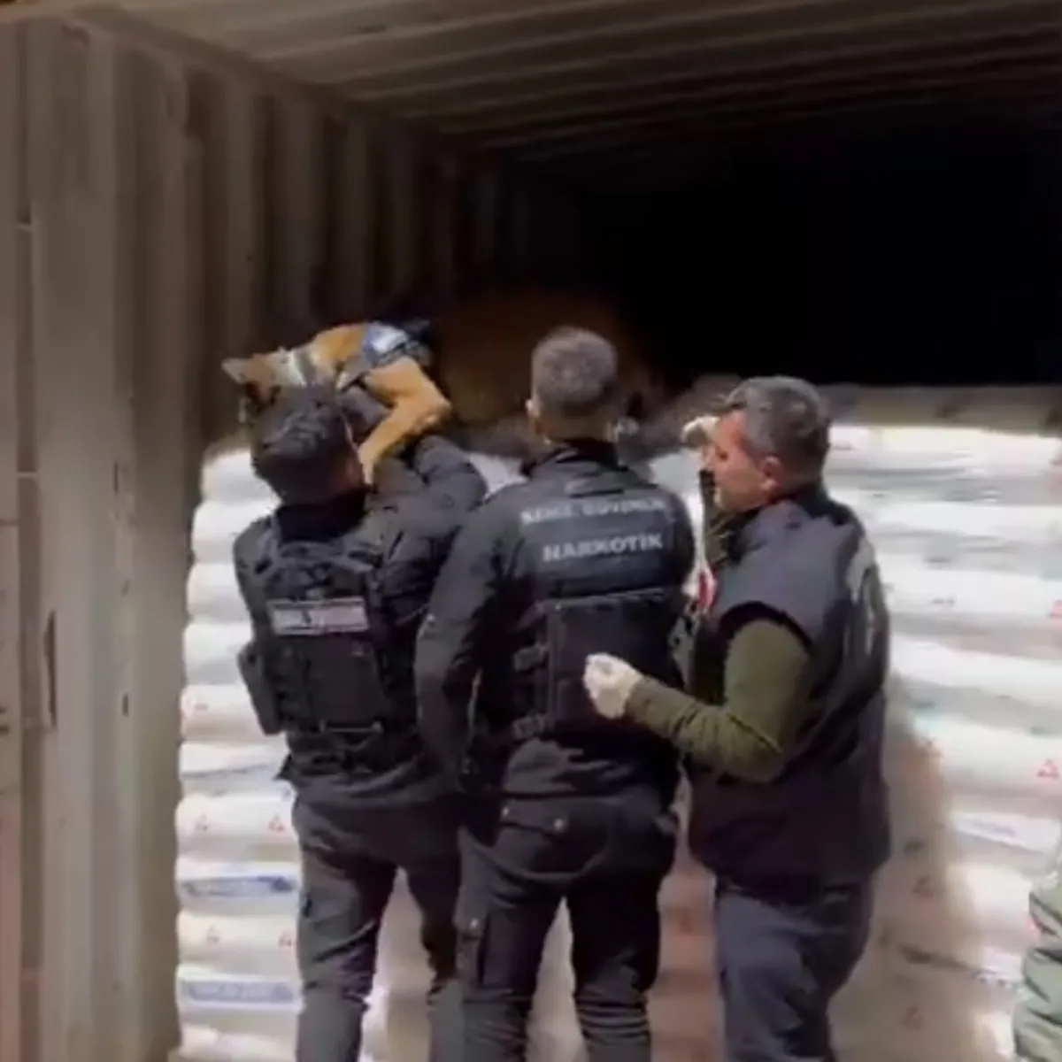 Bakan Gürlek duyurdu! Zehir tacirlerine darbe