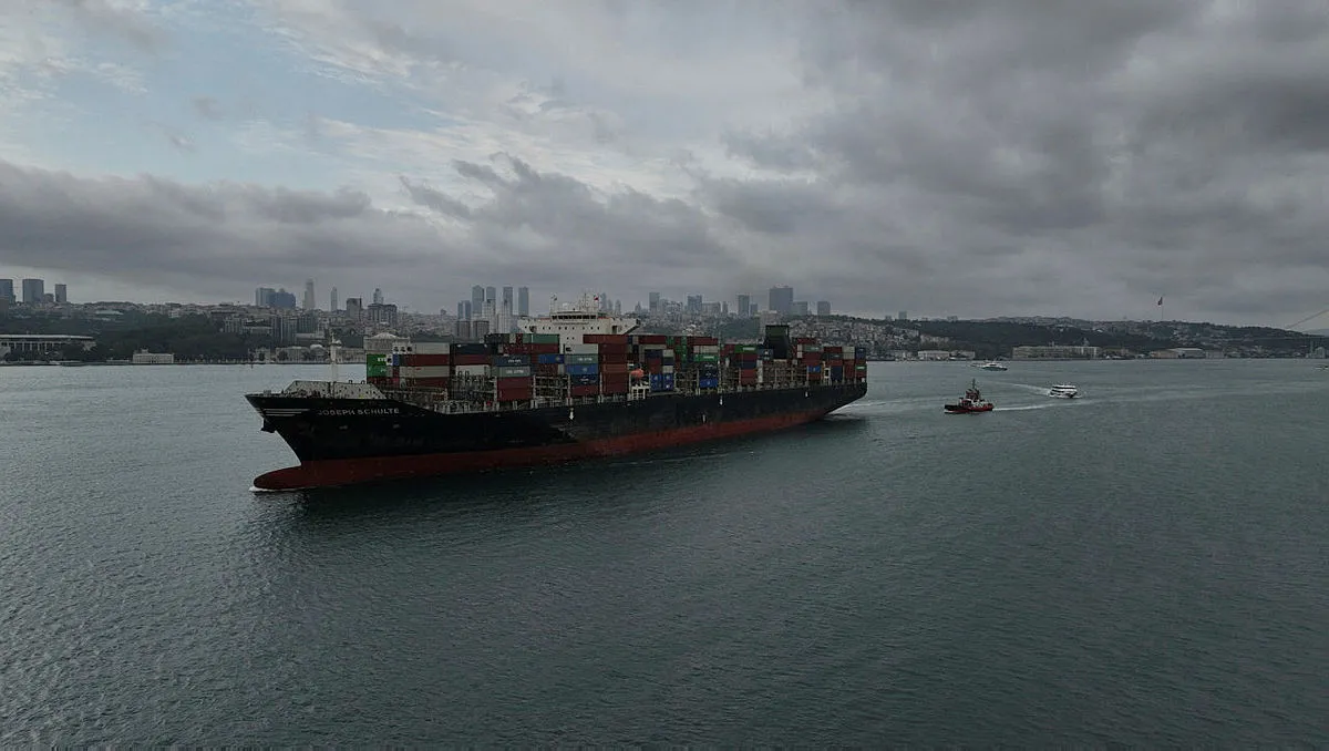 Rusya'ya rağmen ilk sefer! Ukrayna'dan yola çıkan ilk ticari gemi Karadeniz'i geçti! Tahıl koridoru ne olacak?