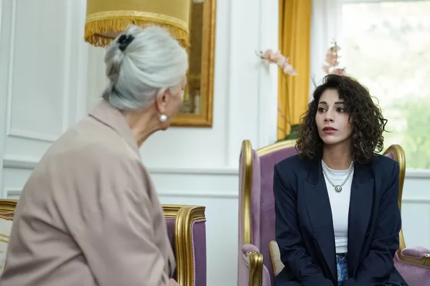 bir-kucuk-gun-isigi-canli-izle-34-bolum-bir-kucuk-gun-isigi-anlik-canli-kesintisiz-sifresiz-atv-izleme-ekrani-1684171595657.jpg Bir Küçük Gün Işığı CANLI İZLE | 34. Bölüm Bir Küçük Gün Işığı anlık, canlı, kesintisiz, şifresiz ATV izleme ekranı! - 5