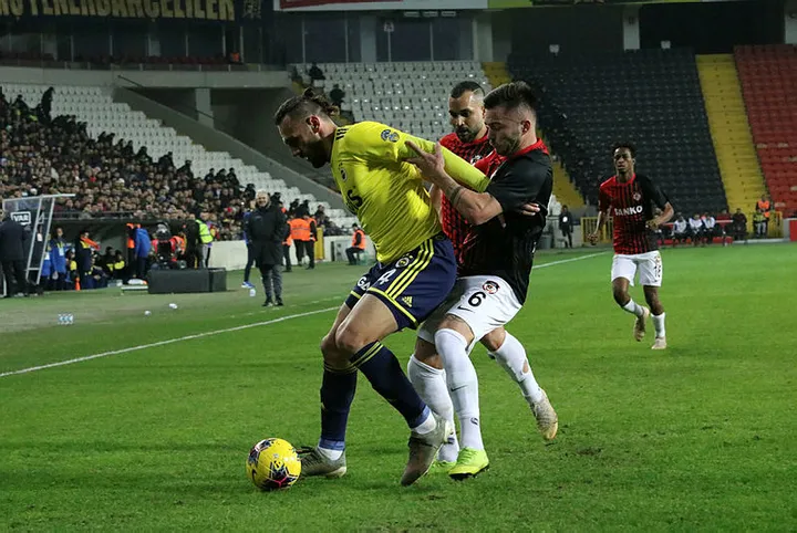 gaziantep-fk-0-2-fenerbahce-mac-sonucu-1579376141079.jpg Gaziantep FK 0 - 2 Fenerbahçe | Maç Sonucu - 2