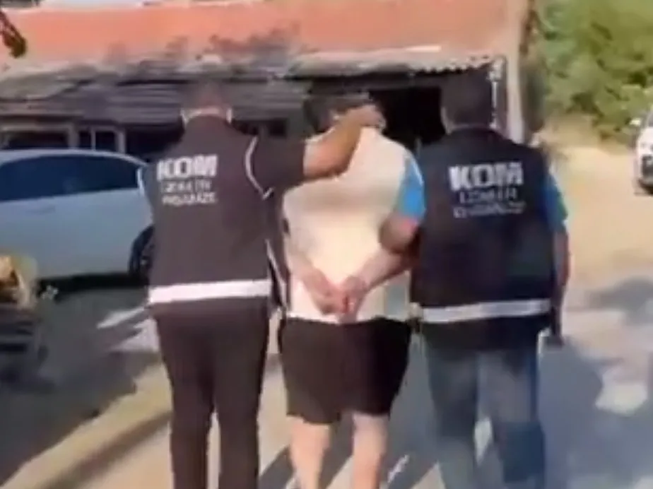 1785745009796.jpeg Çöktükleri mekanlara tehdit yağmuru! Ençler örgütüne operasyon! İşte yönetim şeması - 5
