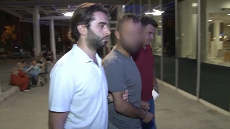 Kuzenini silahla vurdu cevabı kan dondurdu!
