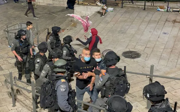 İşgalci İsrail’i savunan Biden’a kendi partisinden sert tepki