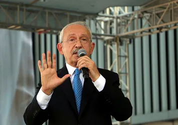 Sözde halkçı Kemal Kılıçdaroğlu! İşçi ve emekçilerin yanındayız diyen Kılıçdaroğlu eylem yapan işçileri yanına yaklaştırmadı