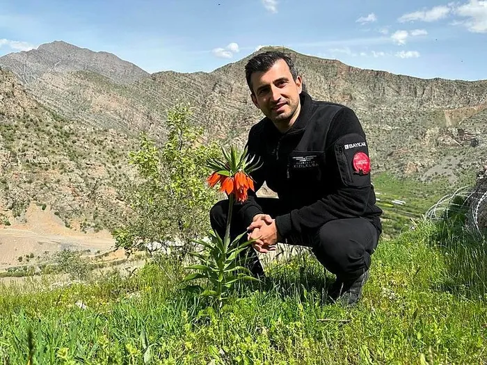 Selçuk Bayraktar’dan Hakkari’deki askerlere ziyaret! Bu bölge tümüyle terörden arındırılmış, barış ve huzur içinde...