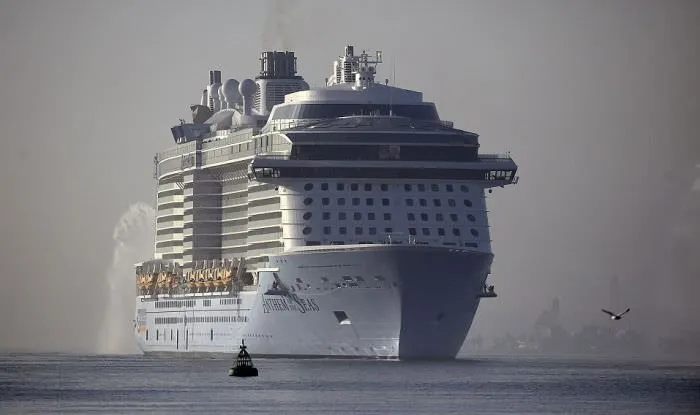 Dünyanın en büyük yolcu gemilerinden biri Anthem of the Seas