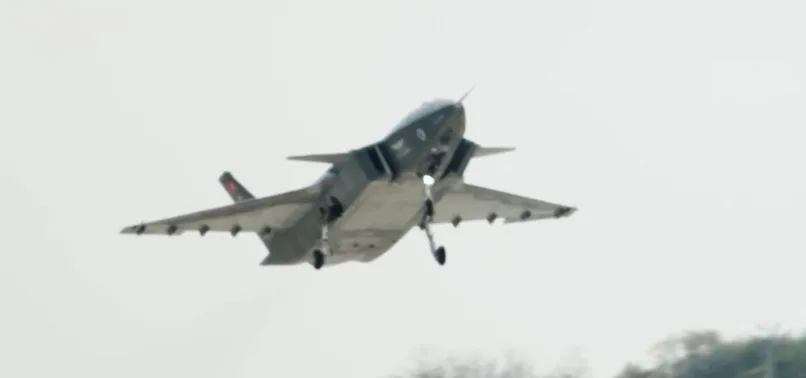 Bayraktar KIZILELMA dur durak bilmiyor! 8. uçuş testini başarıyla tamamladı