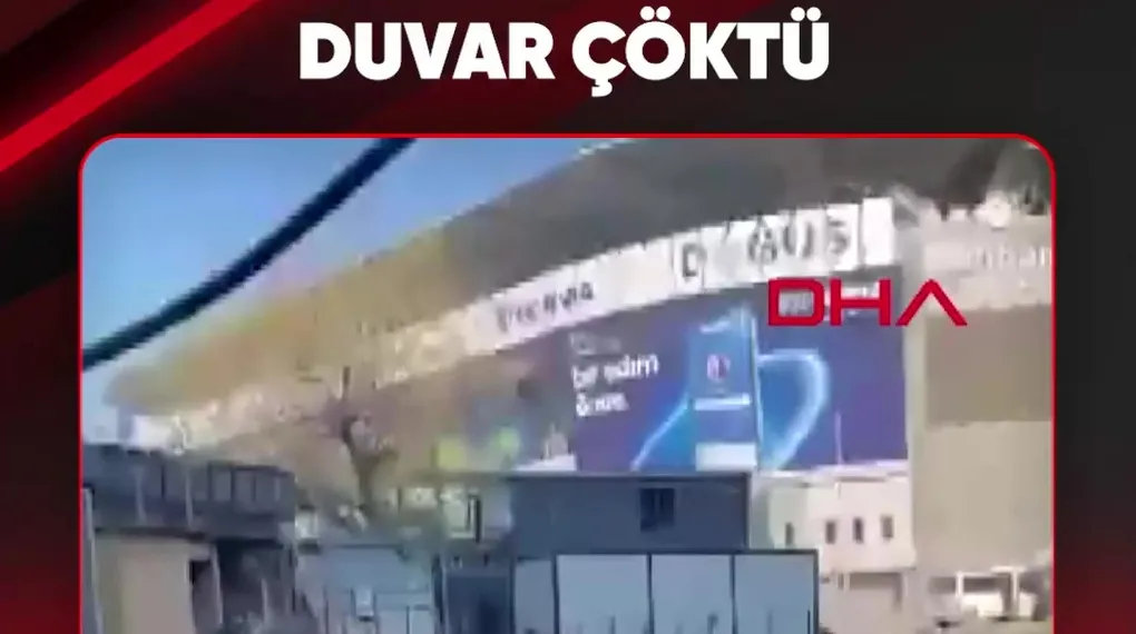 STADIN YANINDAKİ DUVAR ÇÖKTÜ