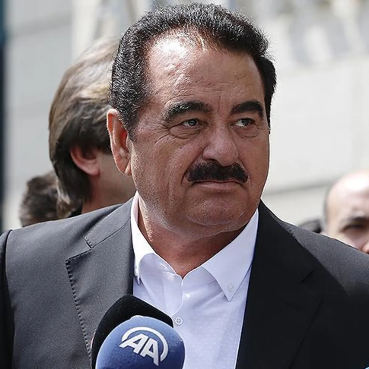 İbrahim Tatlıses yeniden hastanede! İddialar sonrası açıklama yaptı