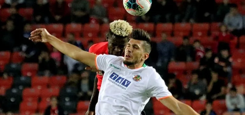 Lider deplasmanda yara aldı | Gaziantep FK 1-1 Alanyaspor Maç sonucu