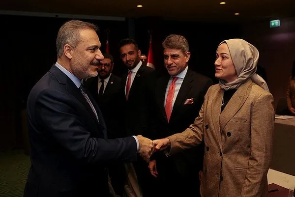 Dışişleri Bakanı Fidan’dan Arnavutluk’ta diplomasi trafiği