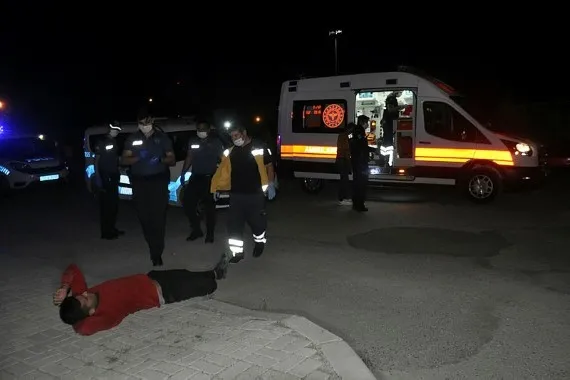 Karaman'da 'eski sevgili' kavgasında 4 kişi bıçaklandı - 3