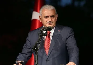 Başbakan Yıldırım: Geçmişimizde başımızı öne eğdirecek hiçbir şey yoktur