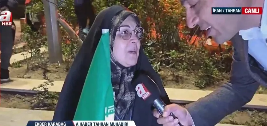 tahran-ayakta-meydanlar-net-mesaj-cesaretleri-varsa-gelsinler-1774818547313.jpg (fotoğraf - ahaber.com.tr - ekran görüntüsü)