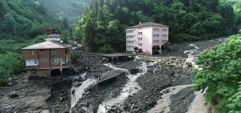 Sel Felaketinde Ölü Sayısı 8'E Yükseldi. Kayıp Olan 2 Kişi Aranıyor 1 TRABZON'DAN ACI HABER! ÖLÜ SAYISI ARTIYOR