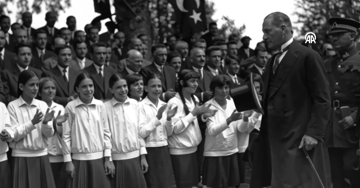 MEB arşivindeki fotoğrafları yapay zeka ile canlandırdı! İşte Cumhuriyet Bayramı'na özel video