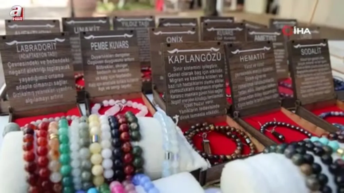 Stres ve kaygı yönetiminde yeni trend: Doğal taş bileklik