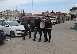 Adana'da 1,2 milyonluk vurgun: Altınları aralarında paylaşıp eğlendiler