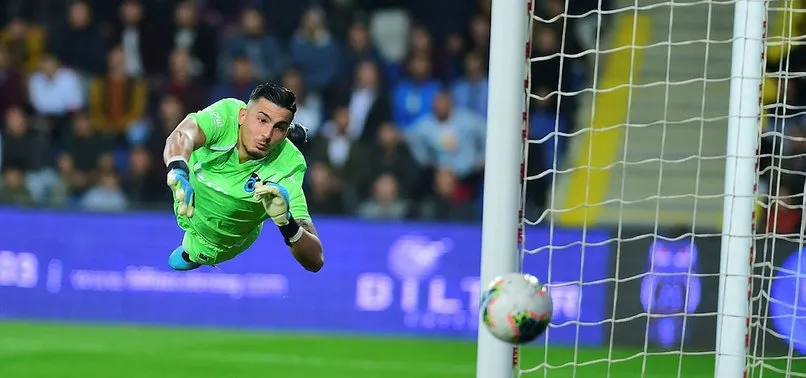 İngiliz devleri Uğurcan Çakır'ı transfer etmek için yarışıyor!