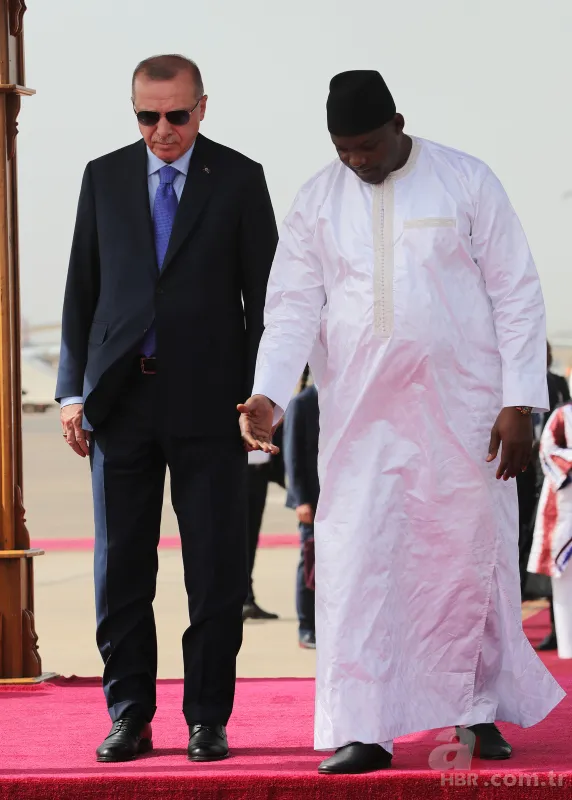 Başkan Erdoğan Gambiya’da resmi törenle karşılandı 11