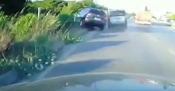 1688471288991.jpeg İzmir'deki makas katliamında yeni detay! Olay yerine geldi ardından hiçbir şey yokmuş gibi... - 3