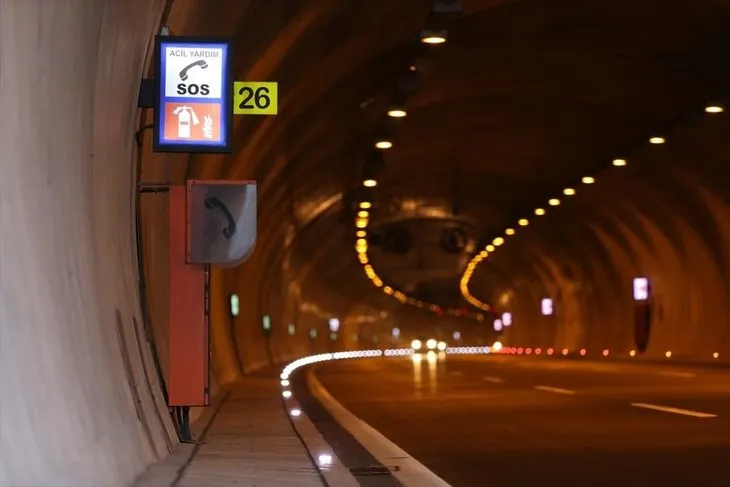 Türkiye’nin ’en uzun otoyol tüneli’ Orhangazi Tüneli