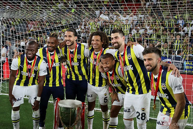 61. Ziraat Türkiye Kupası'nı Fenerbahçe kaldırdı 15